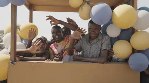 Mishumba thzaa menya pa kuyarekiwa ko Bibele.